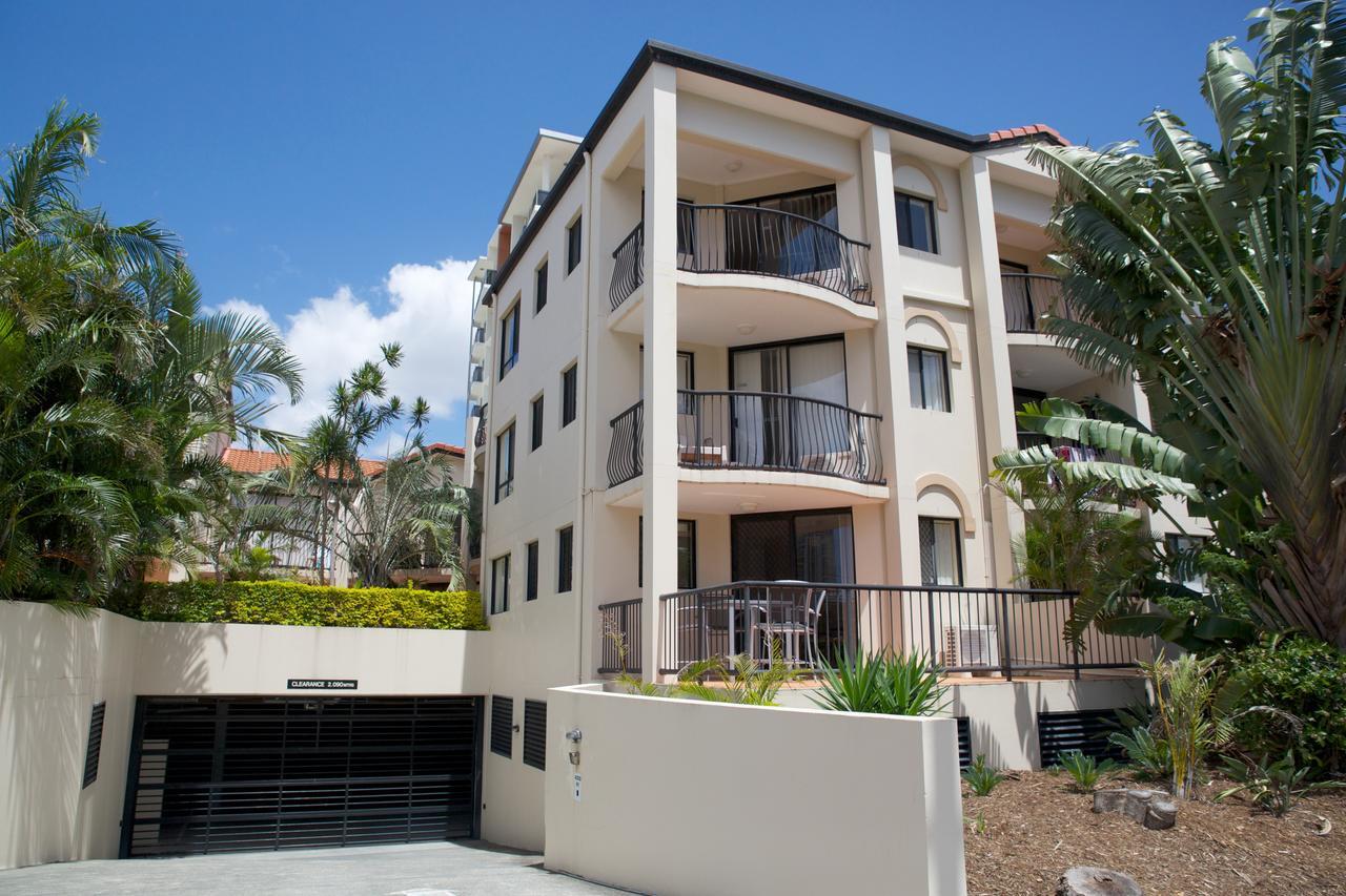 Chevron Palms Aparthotel Gold Coast Exterior photo
